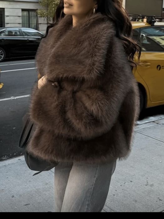 Ново дамско палто