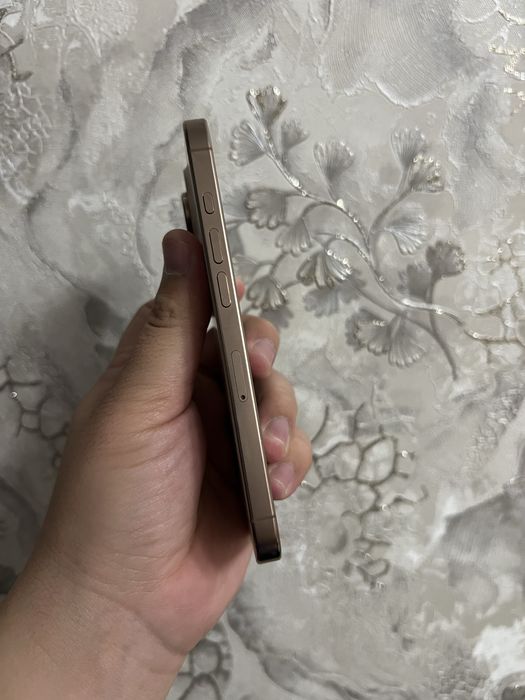 Iphone 16 pro 256 gb desert