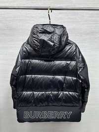 Продам новую куртку Burberry