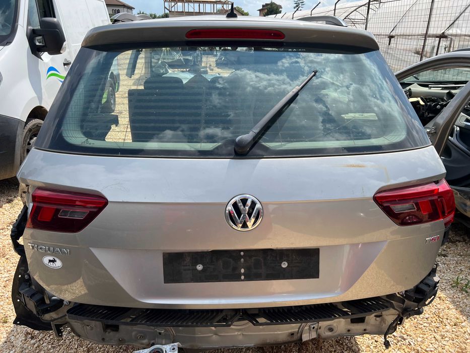 Lonjeron prag lateral aripa spate panou spate oala Volkswagen Tiguan