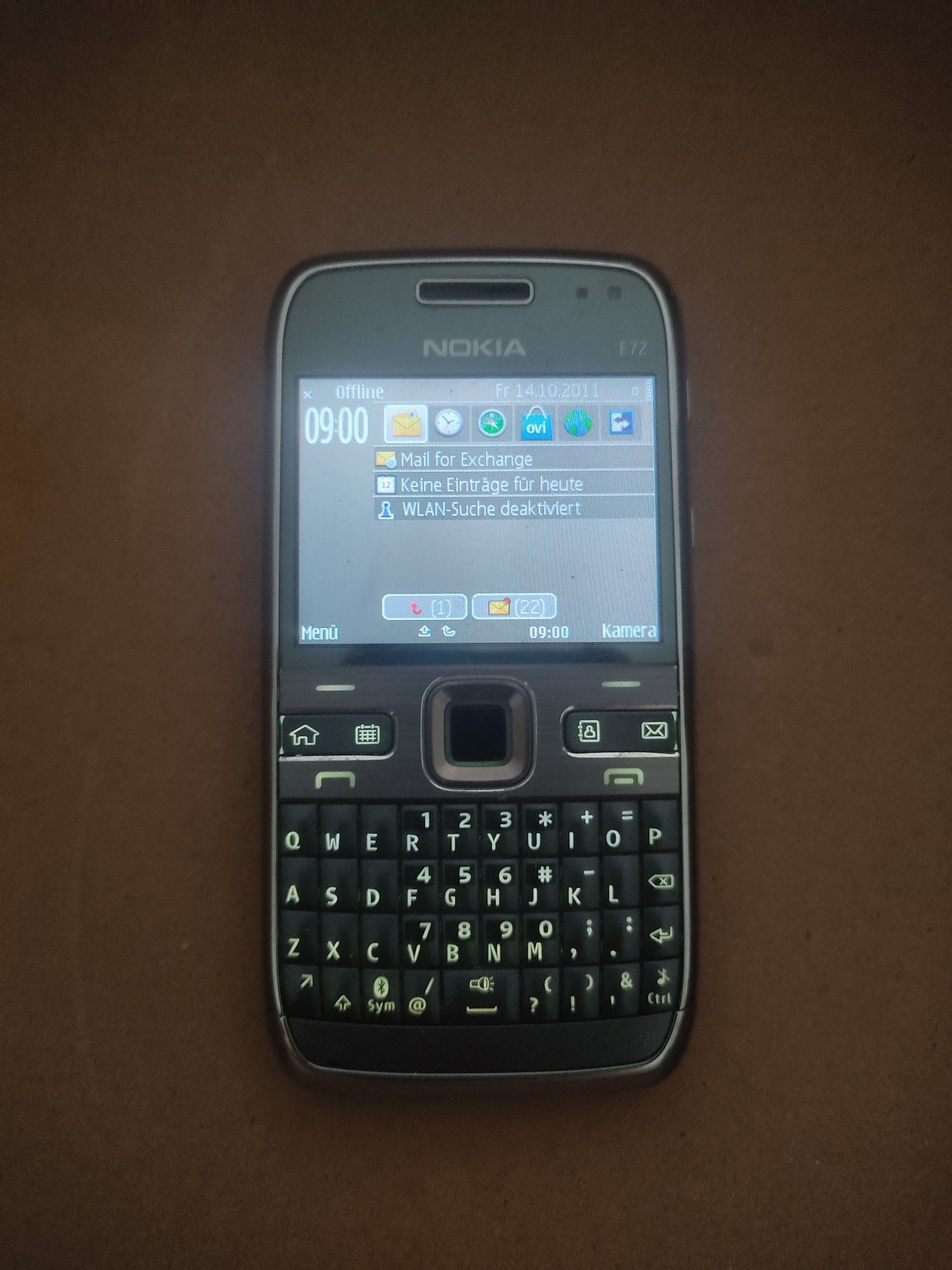 Телефон Nokia e72