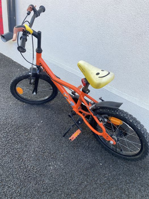 Bicicleta B-TWIN ROBOT 500