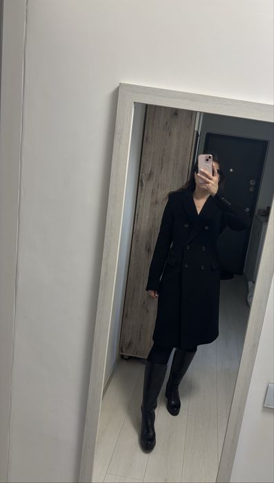 Palton Zara - cambrat - negru - marimea S/36 - impecabil - 48% lana