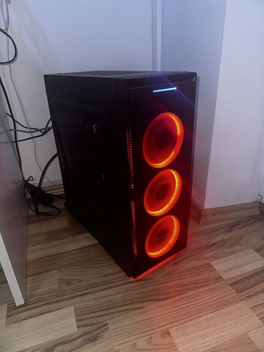 Vand PC-Ryzen 5 5600x , GTX 1650 Super, SSD Adata SX8200PNP