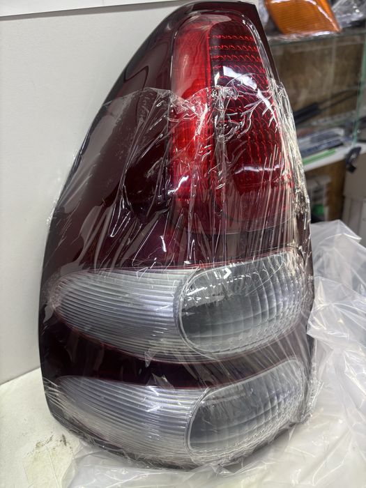 фонарь задний левый toyota land cruiser prado 120