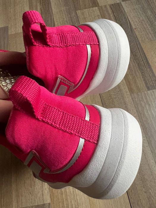 детски маратонки пума не различими от нови