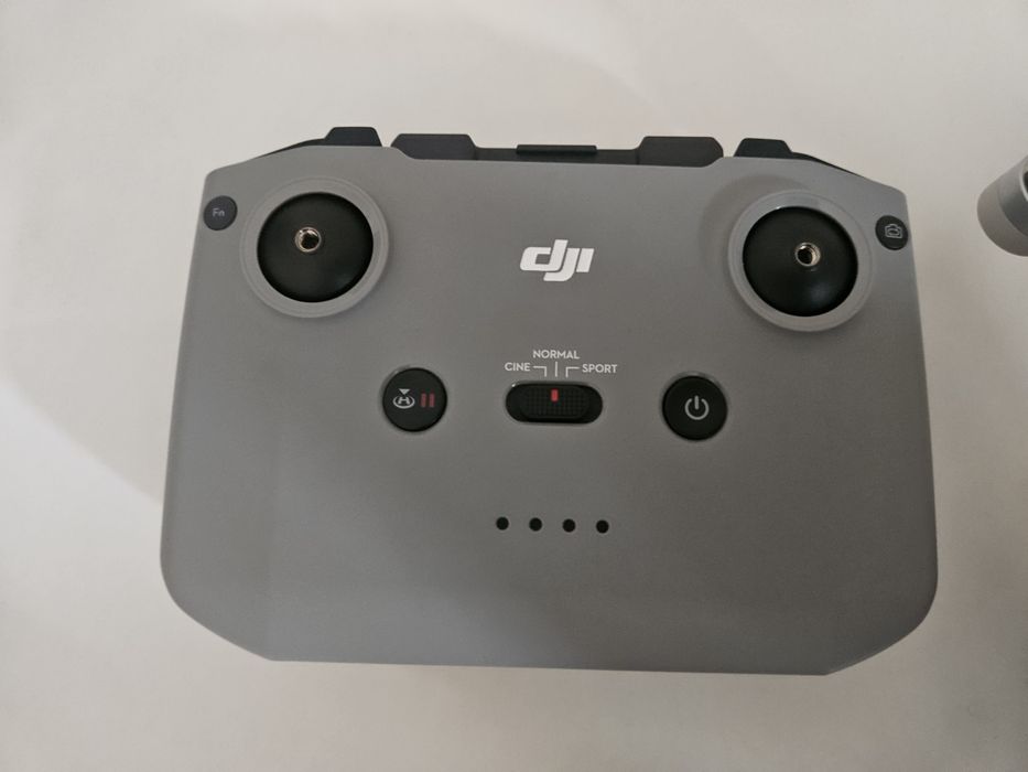 Drona dji mini 3