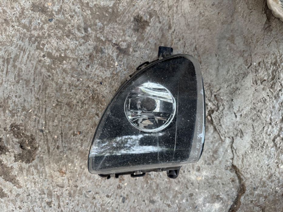 Ляв и десен халоген за BMW F10