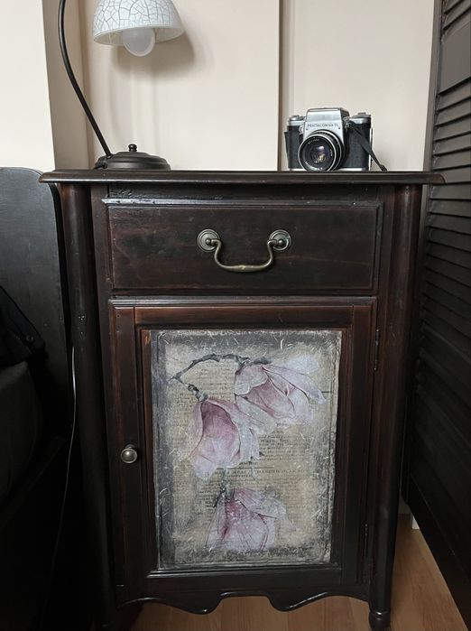 Ретро Нощни шкафчета масив