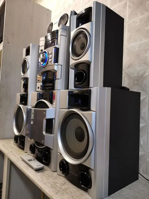 SONY Malaysia 1200d hamma joyi ishlaydi bass va ovoz o‘ta kuchli