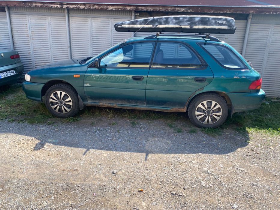 Субару импреза на части