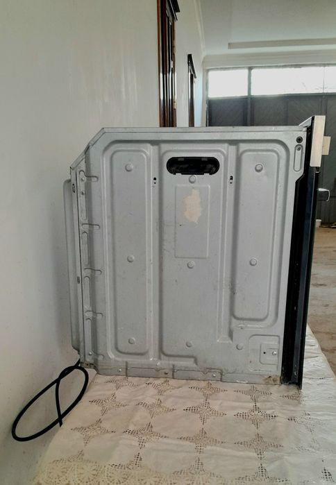 Духовка Bosch, почти в новом состояние/ деярли янги холатда