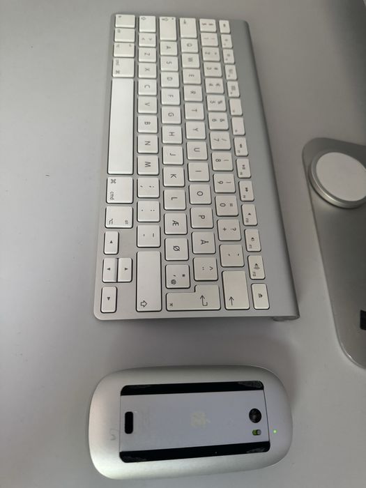 Apple iMac 27-inch Late 2013 * Mouse /Tastatura fara fir