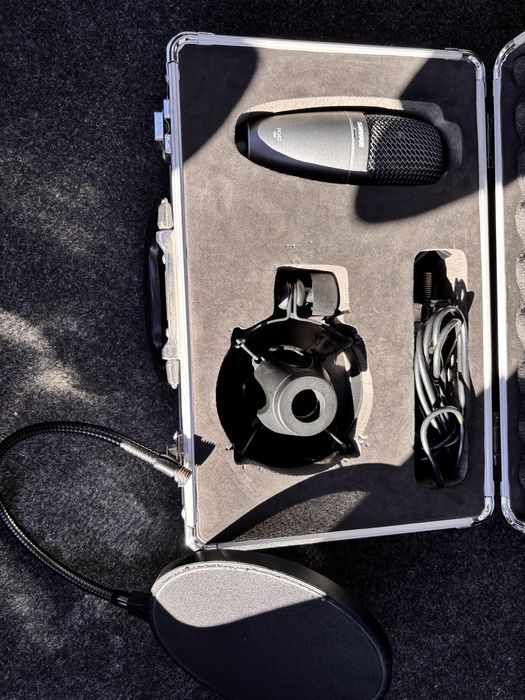 Професионален микрофон  SHURE