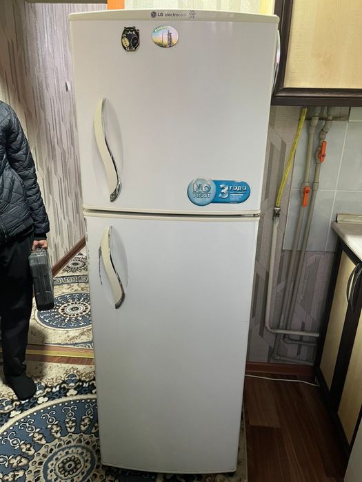 LG холодильник сатылады