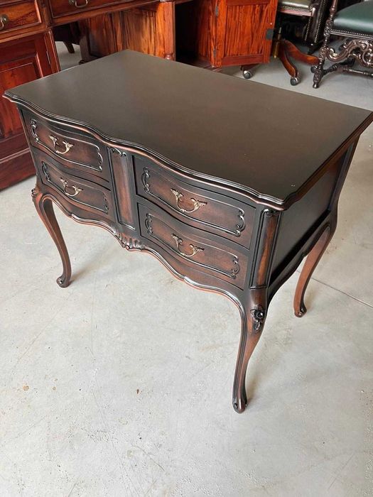 Comoda Baroc,recent restaurata!