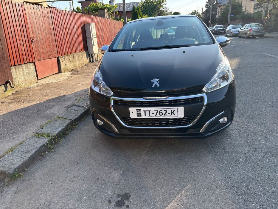 Peugeot 208 Primul proprietar!