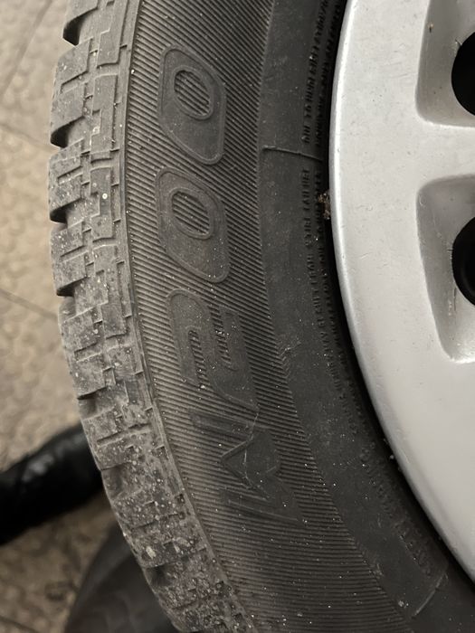 Продавам джанти 14ки от Алфа 145/6 4x98 със зимни гуми