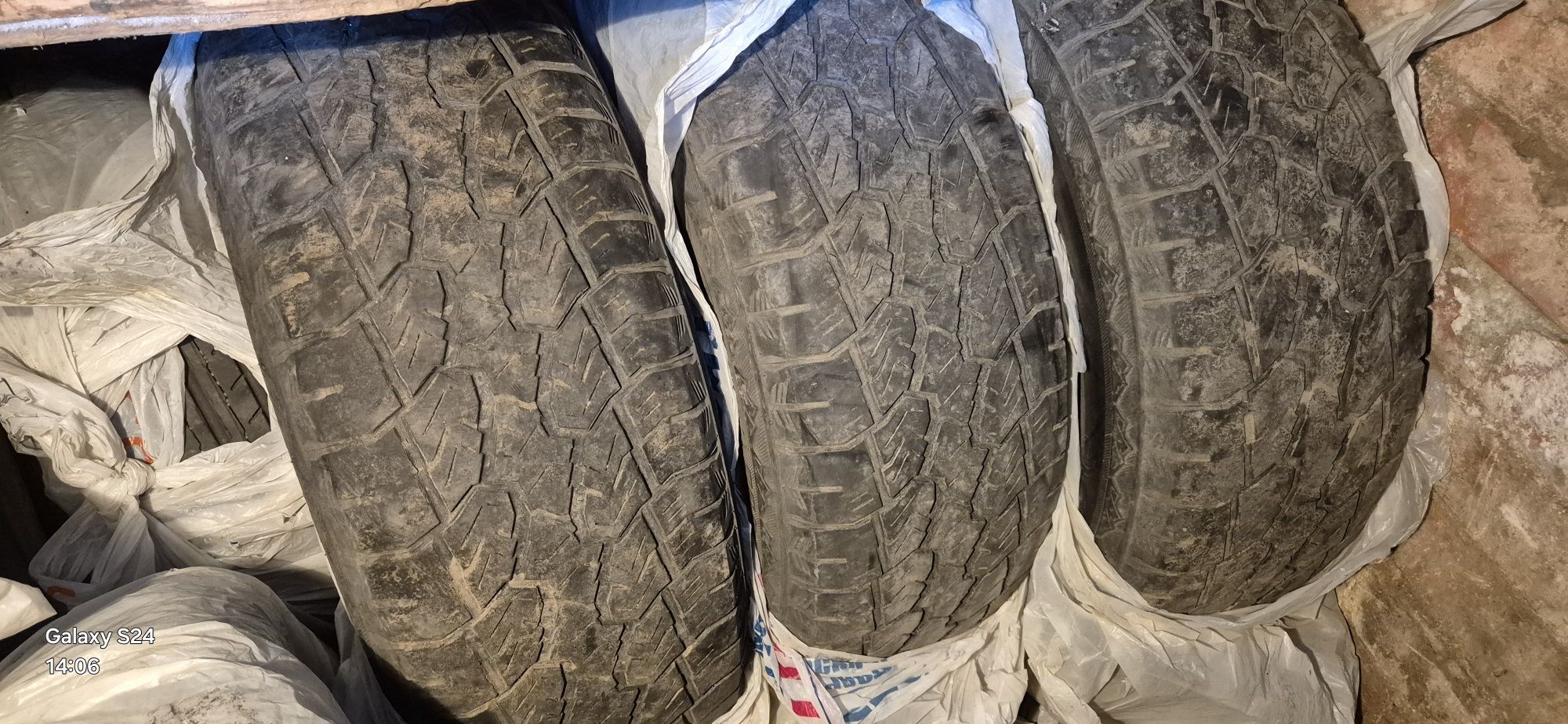 Продам шины Sailun A/T