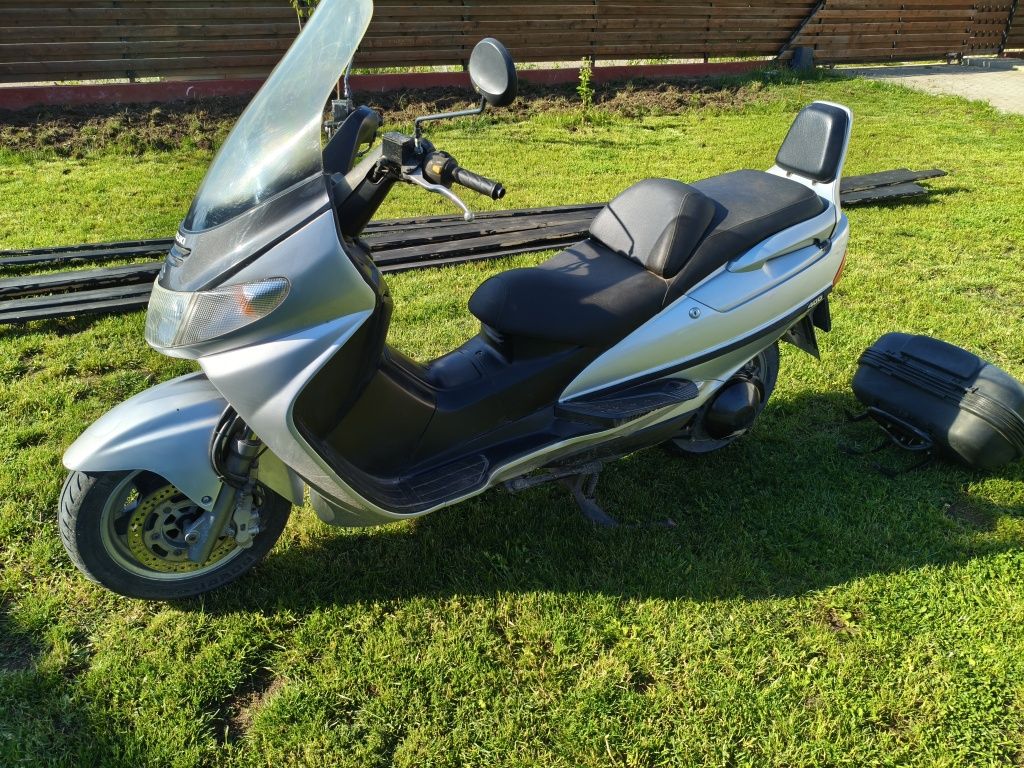 Suzuki Burgman 400
