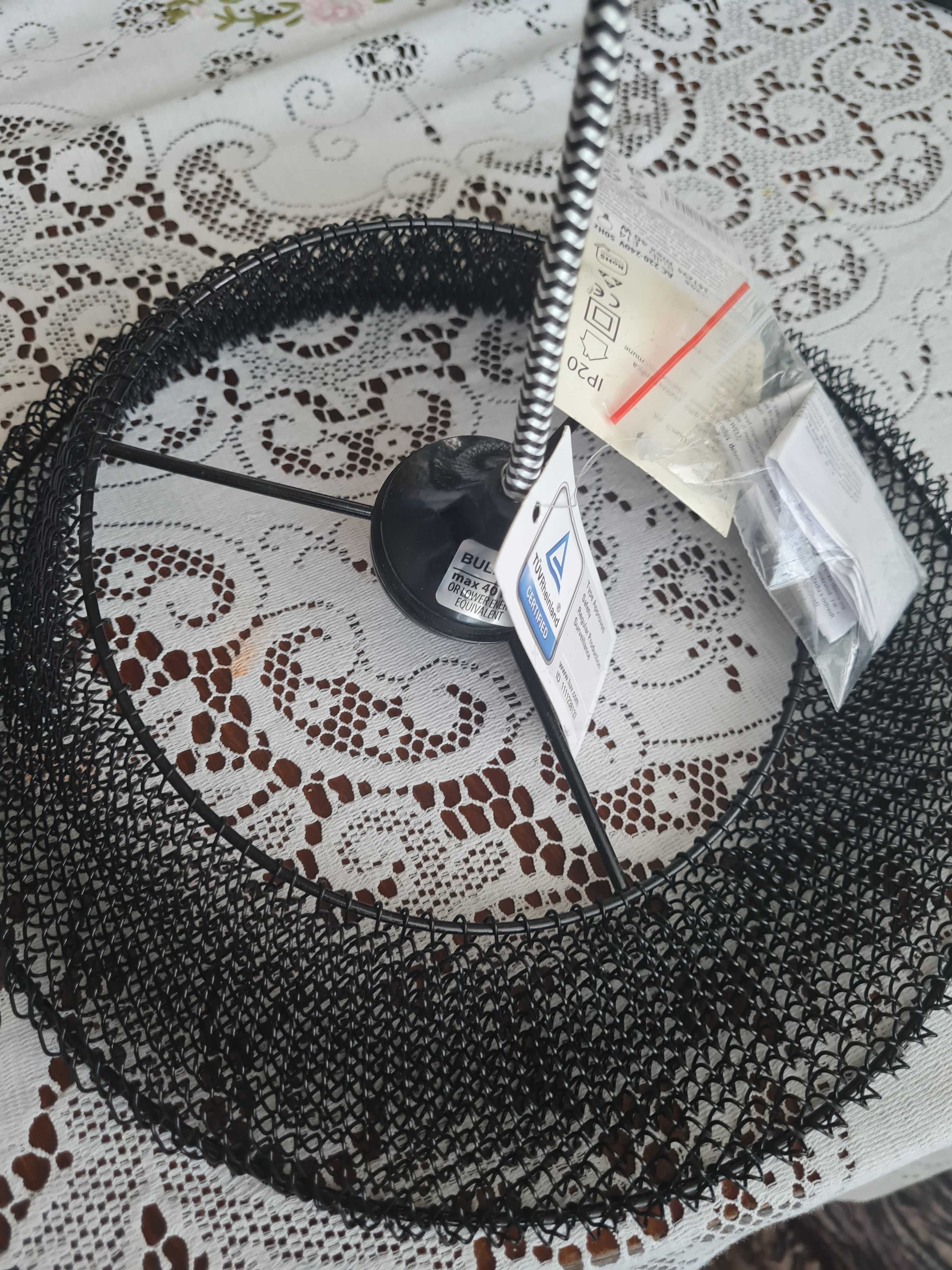Лампа черна нова