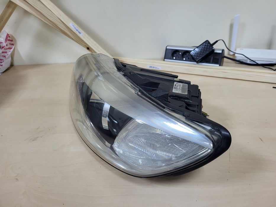 Ляв фар Audi Q7 ЗАВИВАЩ ксенон lqv far ауди кю7 zavivasht