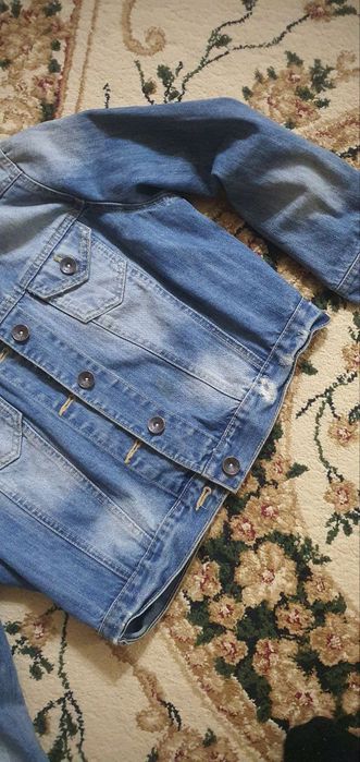 Куртка джинсовая на девочку