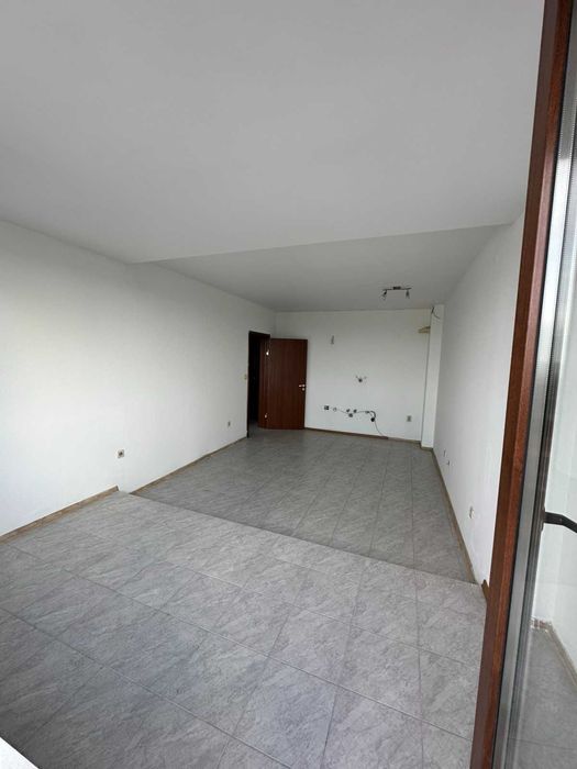 Продава се Двустаен апартамент в София, Малинова долина - 82 кв.м за 2305 €/кв.м - Снимка #4