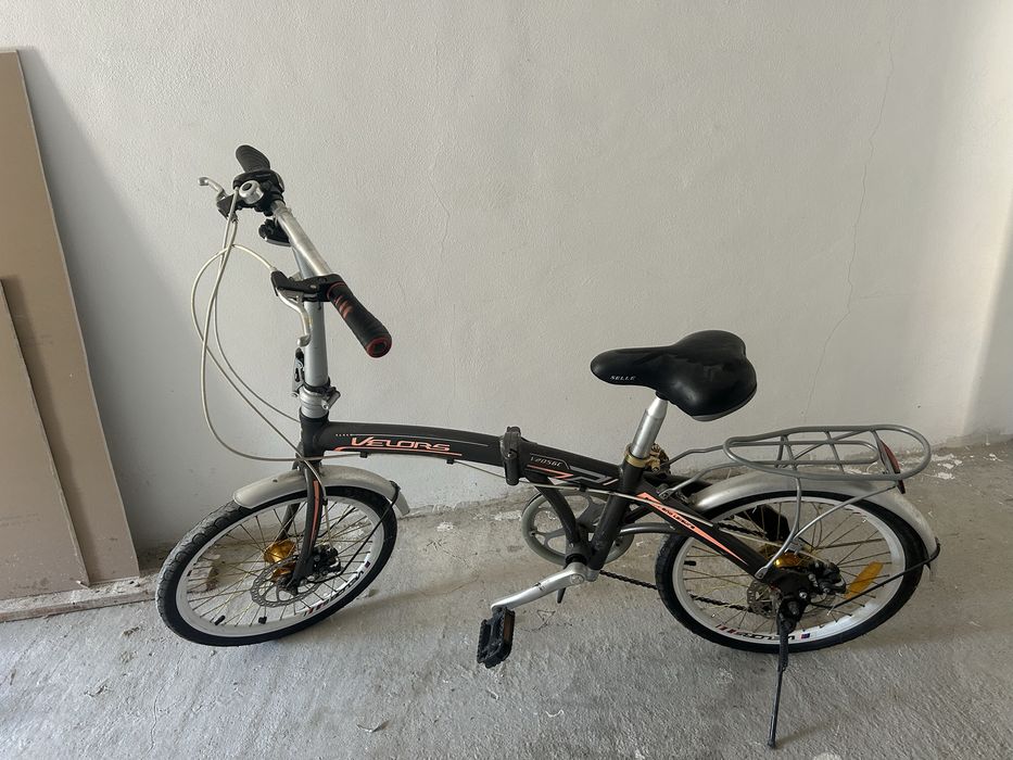 Bicicleta pliabila din aluminu  foarte putin folosita