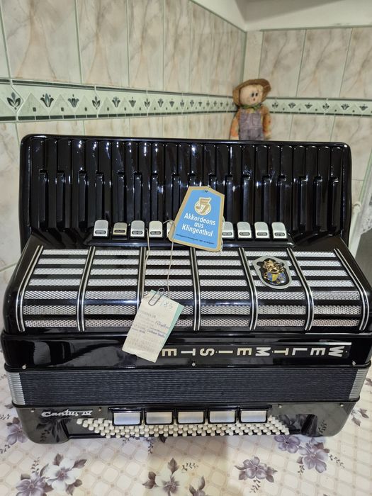 Acordeon Profesionale Weltmeister Cantus IV cassotto 2/2