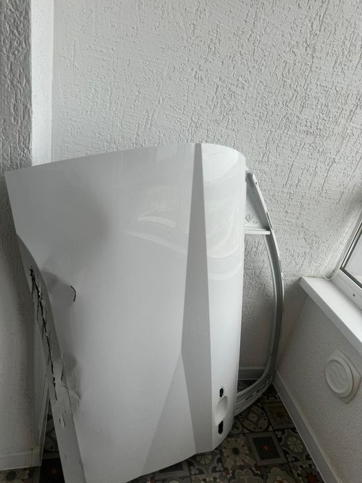 Дверь авто Hyundai Elantra 2023 года