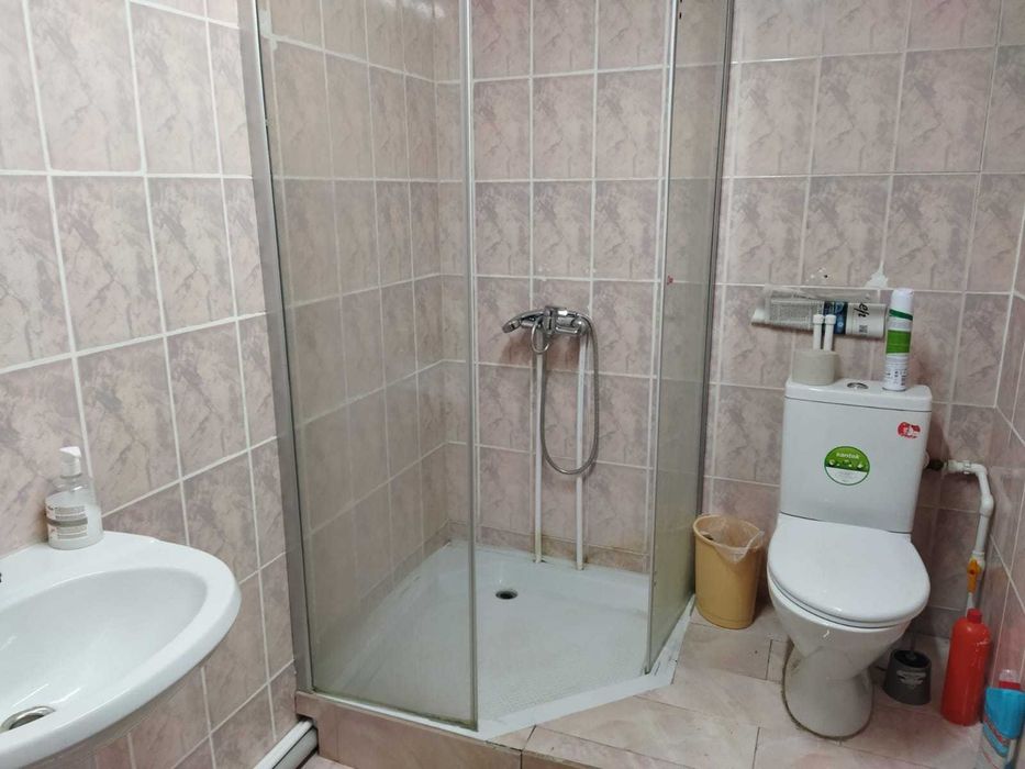 сдам в аренду помещение в административном здании в центре