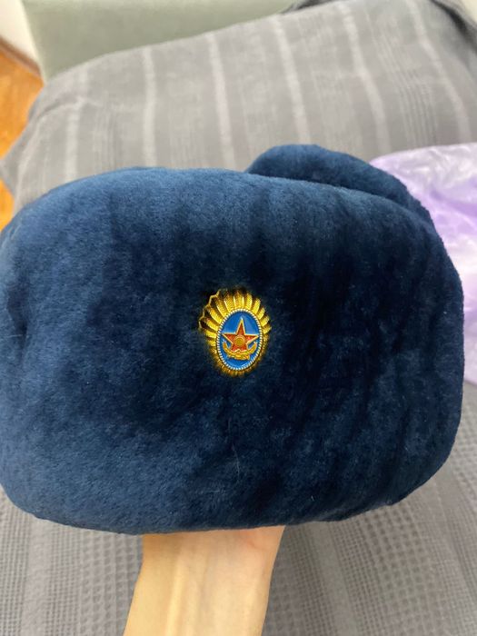 Ушанка с кокардой