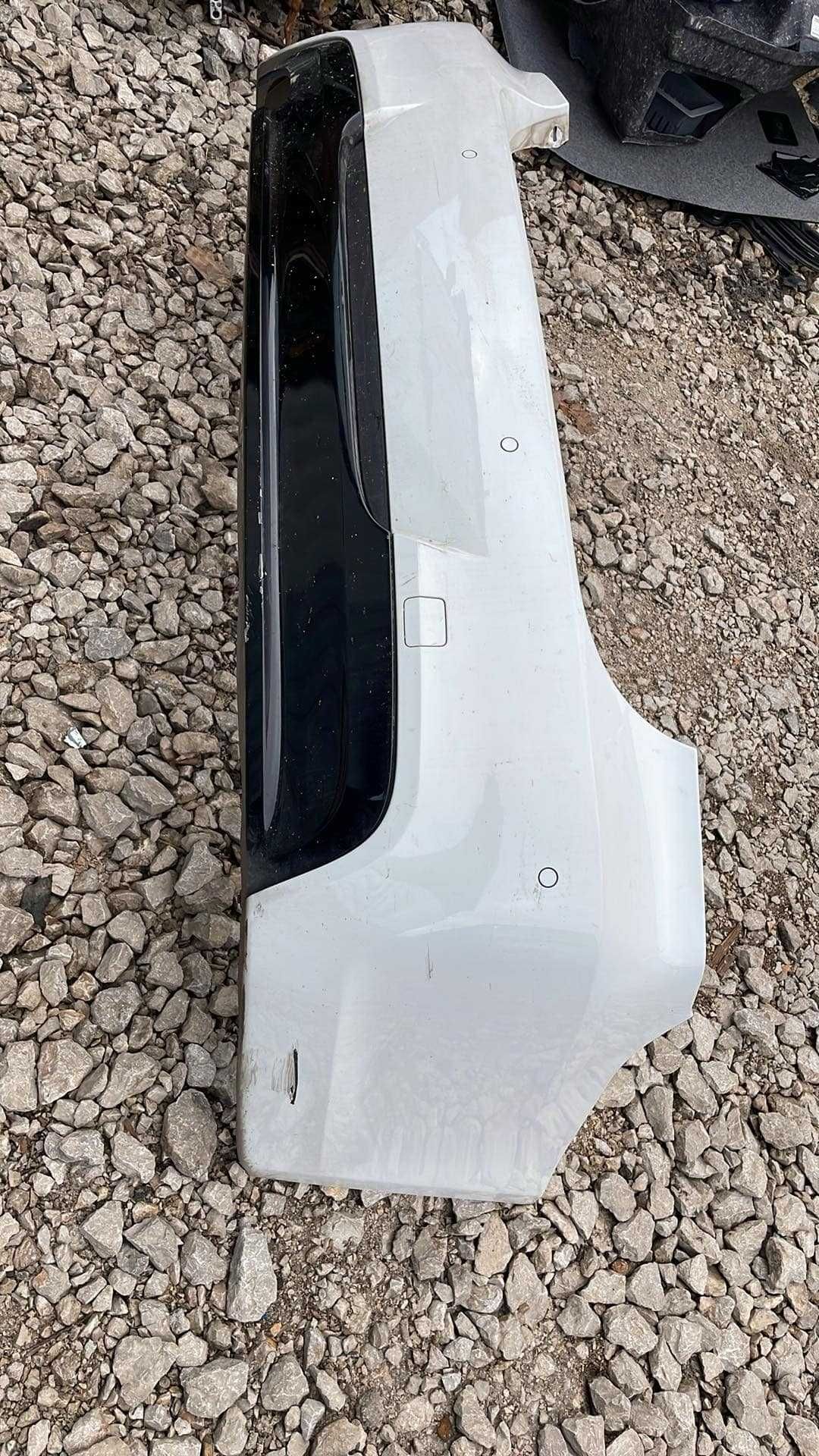 Оригинална задна М броня BMW E90