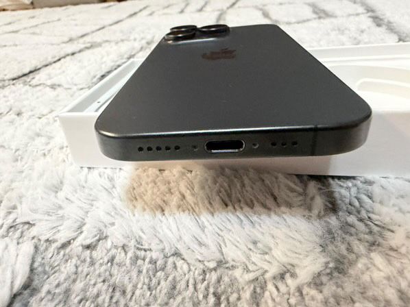 Iphone 15 pro 128 gb