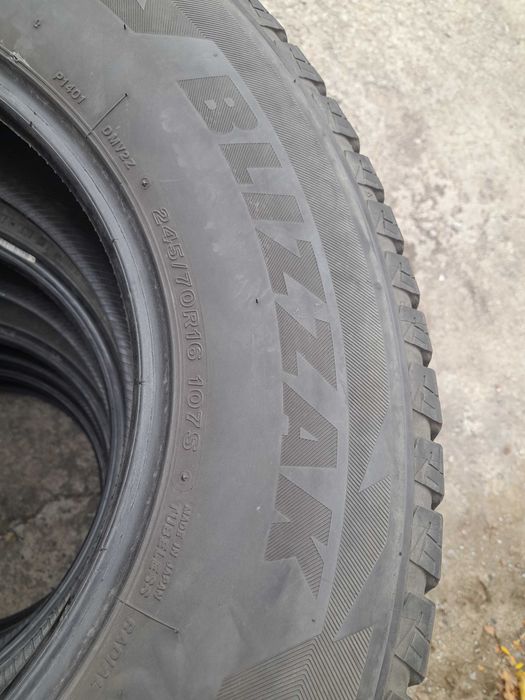 Продава четири гуми 245 70 16 цола,за джип,Bridgestone,ДОТ2019 г.