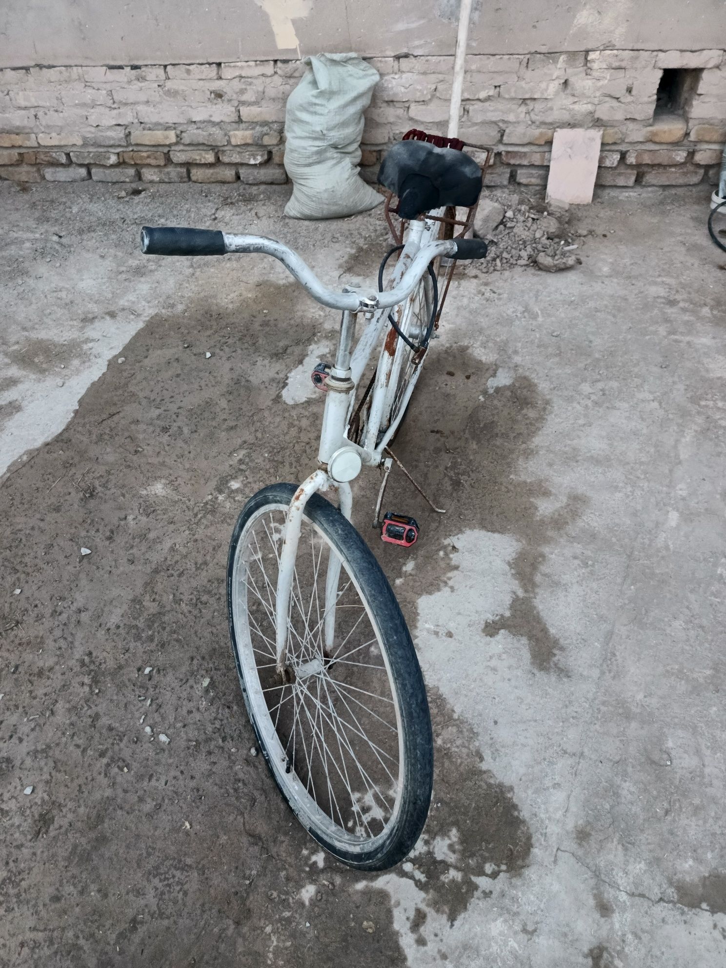 Velosiped sotiladi