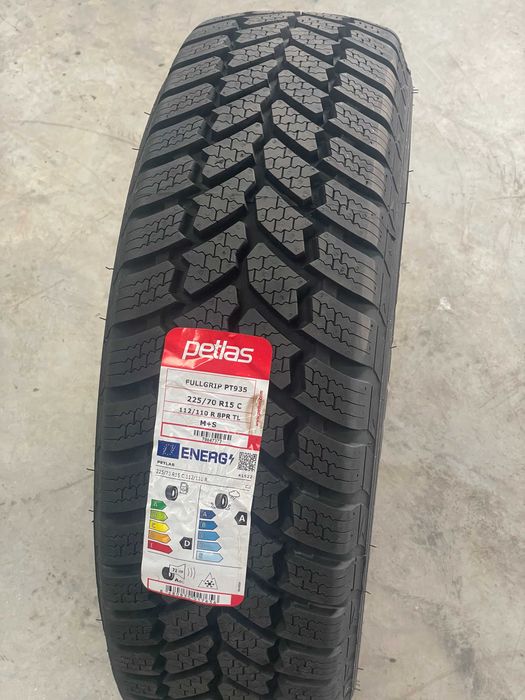 Anvelope Noi Iarna 225 70 15c Petlas FullGrip PT935