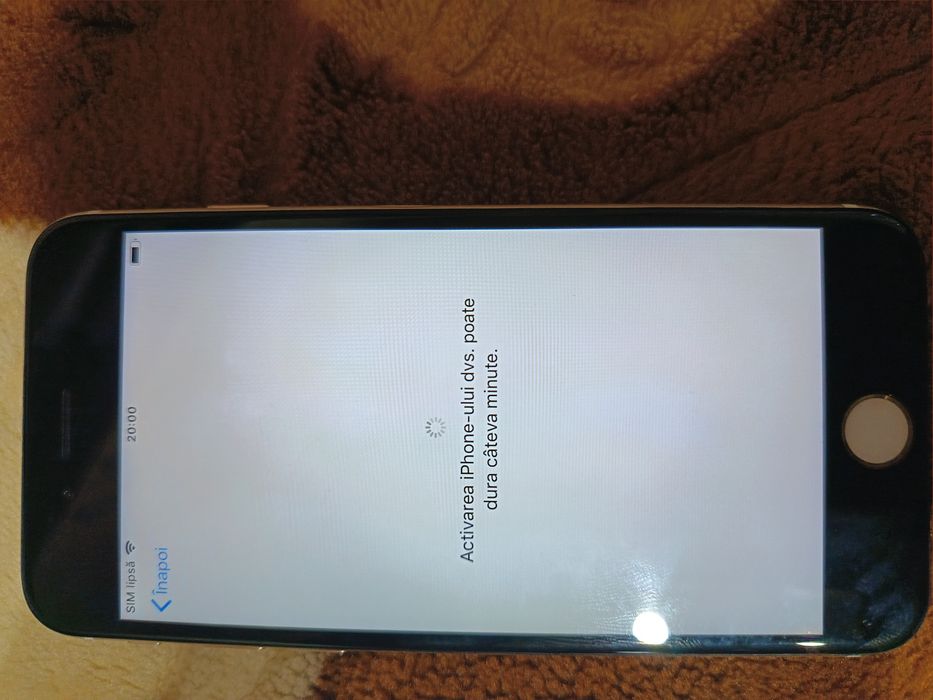 iPhone 6 alb cu 32 GB