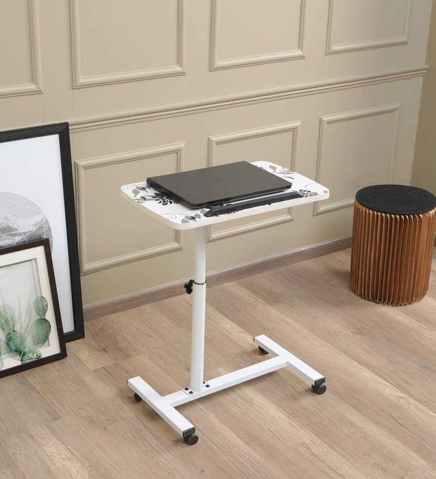 Маса над леглото с колелца, подвижно бюро с регулируема височина