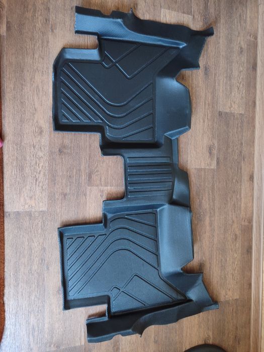 Коврики салонные резиновые