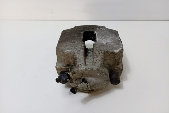 Etrier  stanga fata BMW Seria 3 E90/E91/E92/E93