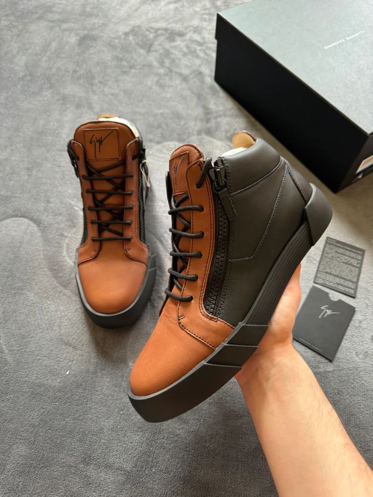 Giuseppe Zanotti 43