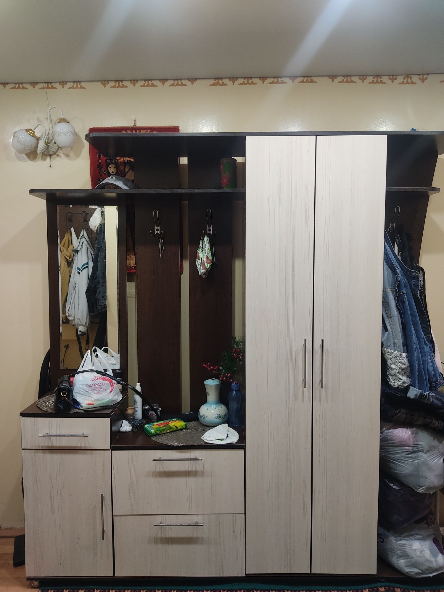 Прихожая в идеальное состоянии.