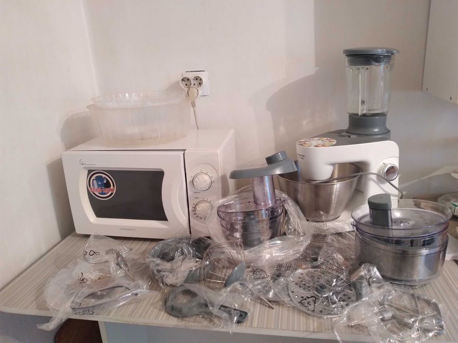 Кухонный комбайн Kenwood