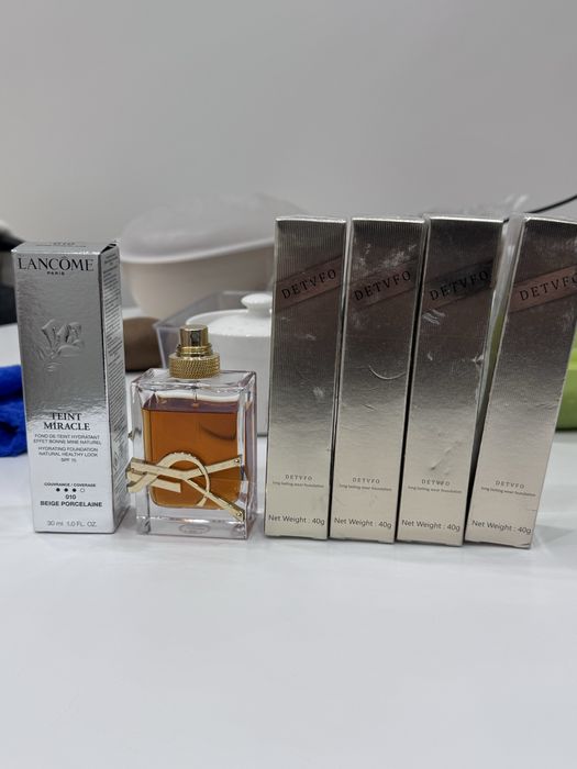 Продам косметику с духами