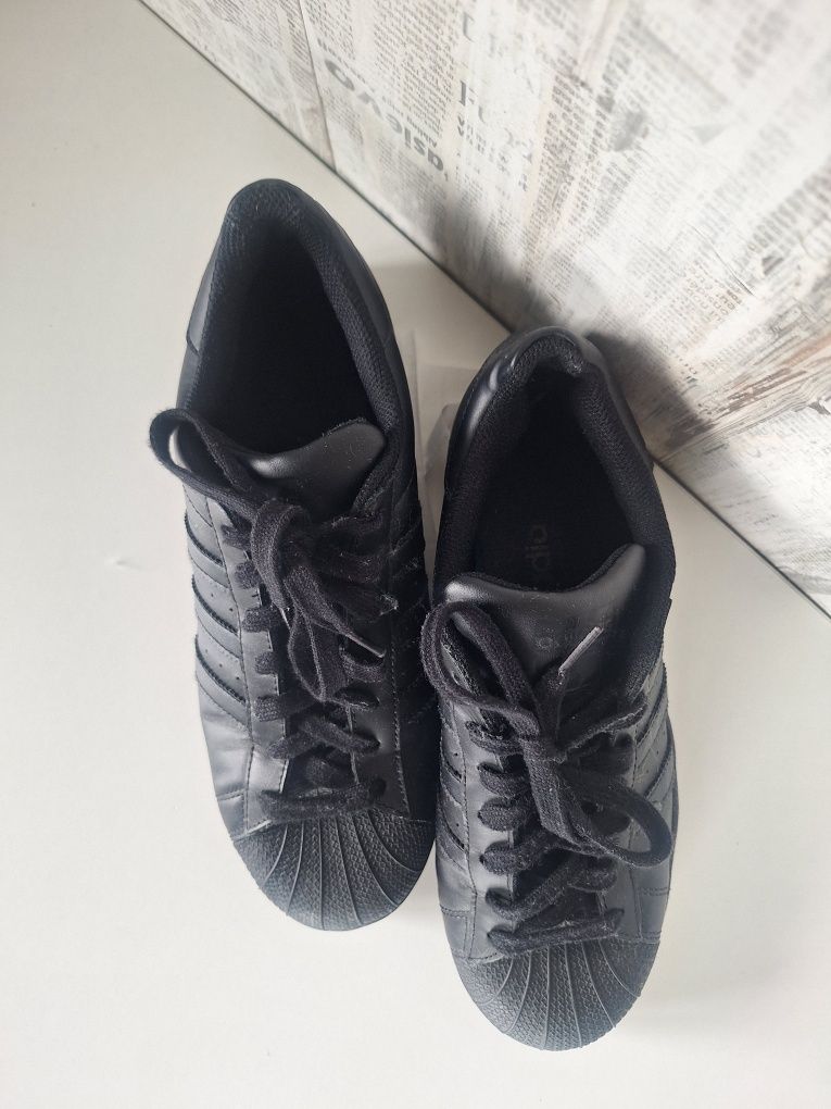 Adidas Superstar – Черни, Оригинални, Размер 42