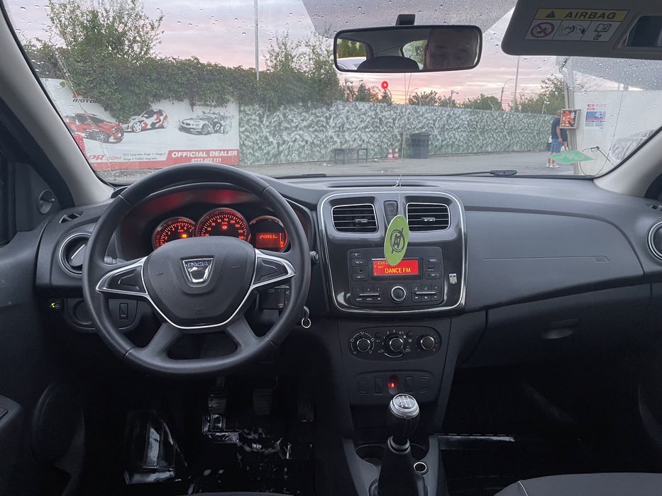 Inchiriez Dacia Logan gpl uber bolt glovo tazz food