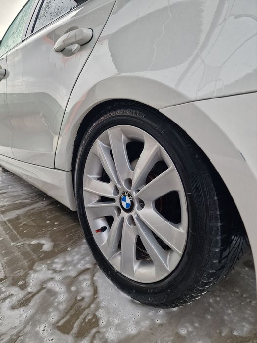Jante BMW 17” din magneziu + cauciucuri 205/50 R17 – stare excelent