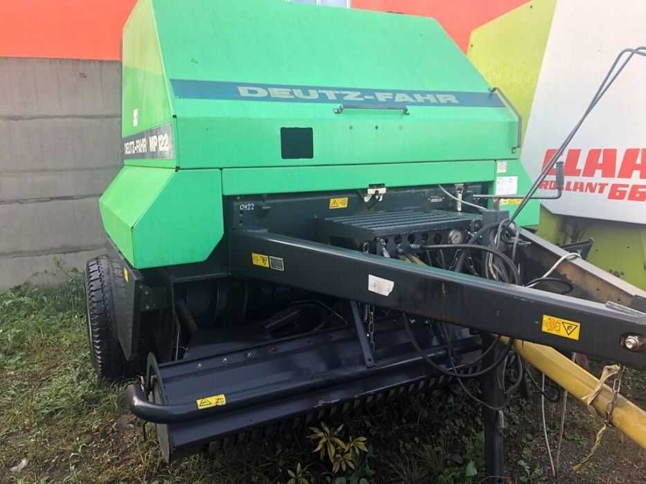 Presa Deutz MP 122 an 2016 Deutz GP Welger RP 12 Claas Krone Vicon 120